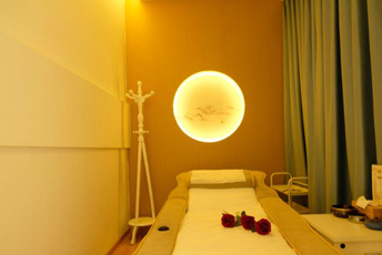 南京江宁日式指压的寂静美学：在按压中听见雪落的声音